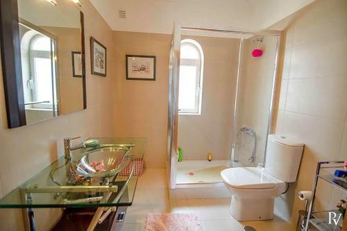 Villa In Cavacos Sleeps 10 With Pool Air Con And Wifi