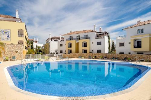 2 Bed Apartment In Cabanas, Swimming Pool