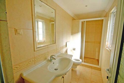 Ferrarias Villa Sleeps 12 Pool Air Con Wifi