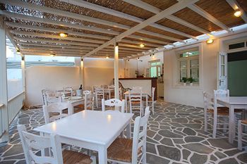 Hotel Paros Inn