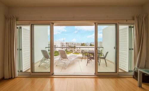 B40 - Marina View Apartment
