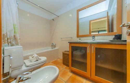 B39 - Marina Hill Apartment