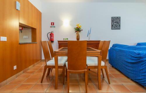 B39 - Marina Hill Apartment