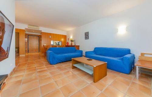 B39 - Marina Hill Apartment