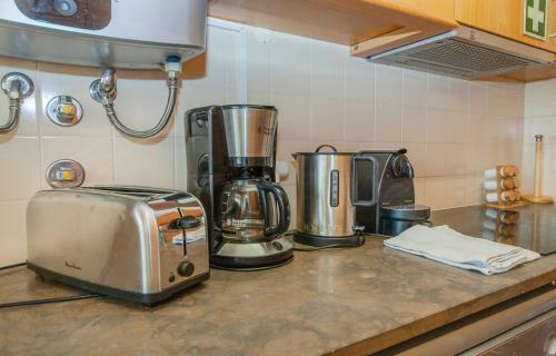 B39 - Marina Hill Apartment
