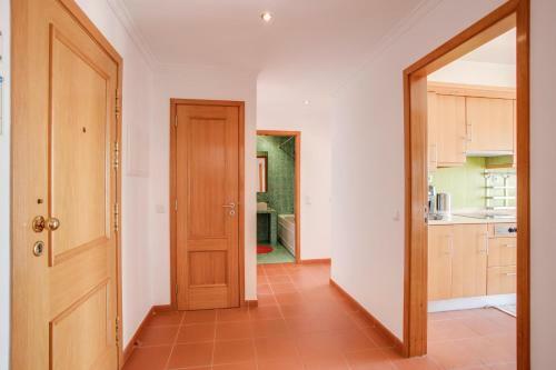 Meia Praia Beach Apartment