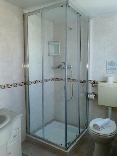 Hostal Ocean's 7 - Lagos Guest House