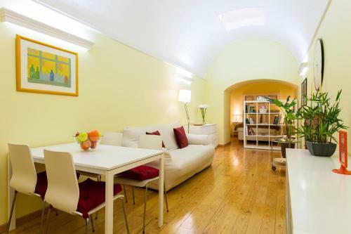 Apartamento Altido Chic Studio In Baixa, 5mins To Arco Da Rua Augusta