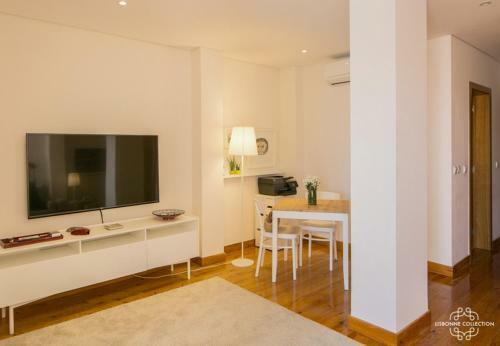 Modern And Comfort Apartment 25 By Lisbonne Collection