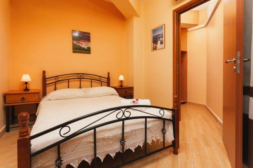 Villa Akros And Suites