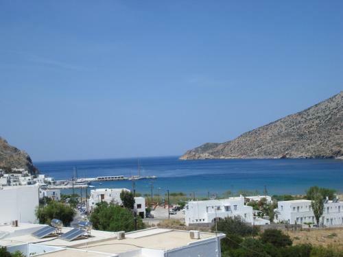 Hostal Efharis