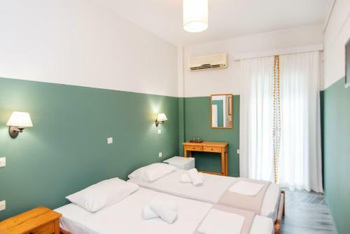 Hostal Flora