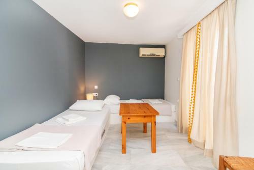 Hostal Flora
