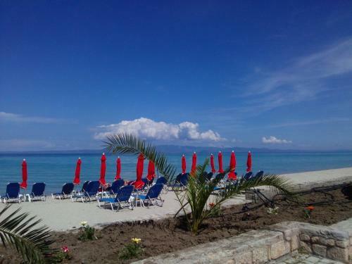 Hostal Finikas Apartments