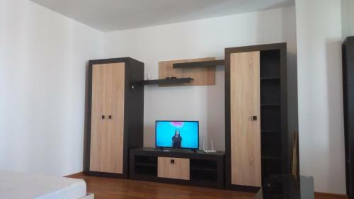 Brand New Apartament,1,5 Km From Iulius Mall