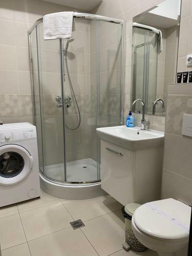 Tod Apartments Palas