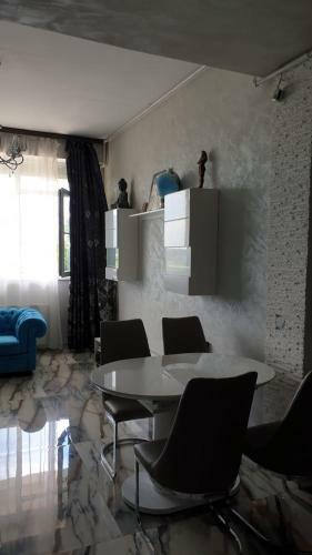 Monaco Apartments Mamaia