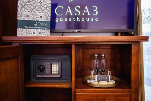 Hostal Casa 3 Guesthouse