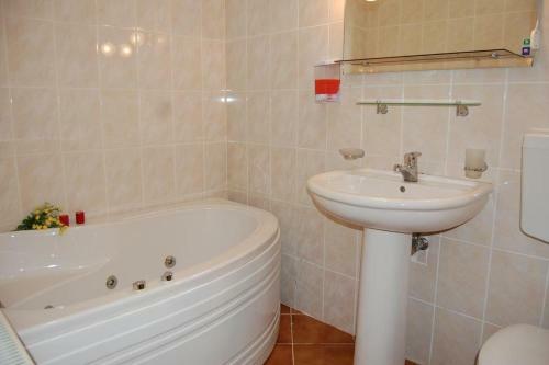 Hostal Vila Safir