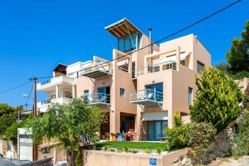 Villa Unlimited Blue