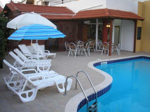 Dimitra Apartments