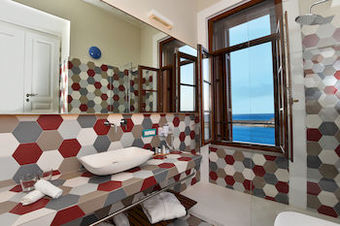 Hotel Ambassadors Residence