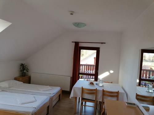 Albergue Erzs�bet Sz�ll�