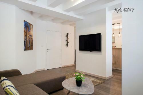 Apartamento City Holliday Lux