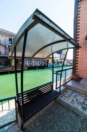 Hostal Svetlana Guest House