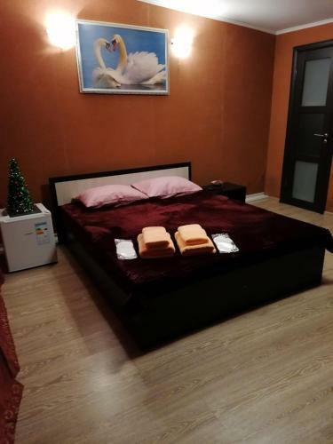 999 Gold Hotel