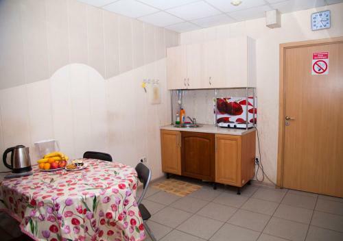 999 Gold Hotel