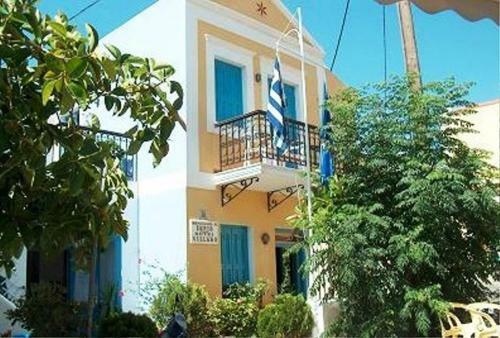 Chorio Hotel
