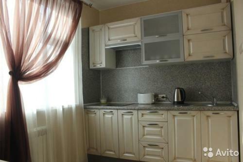 Apartment Tikhomirova 1