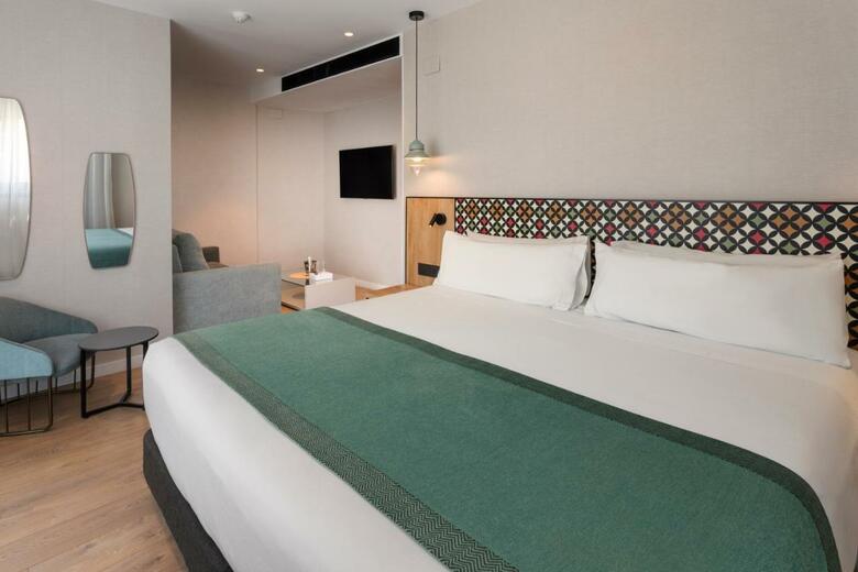 Hotel Catalonia Excelsior