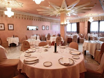 Hotel Abades Benacazon