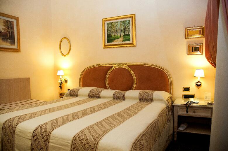 Daniel's Hotel