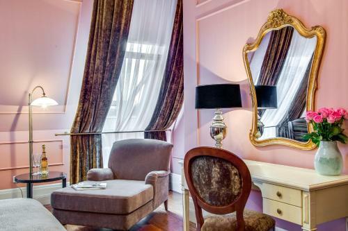 Dom Boutique Hotel By Authentic Hotels