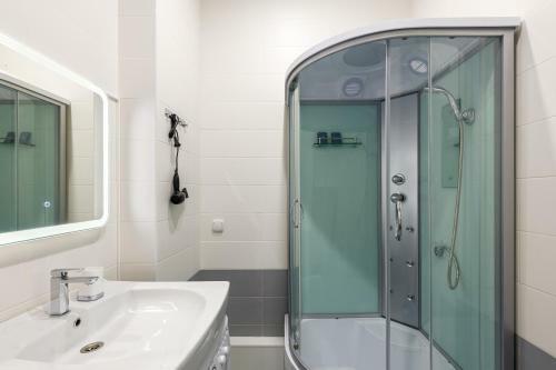 Salut Plus Apartments