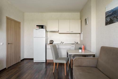 Salut Plus Apartments