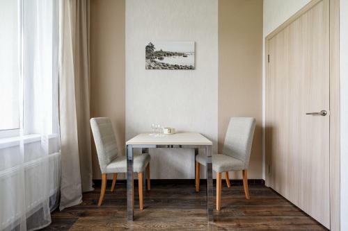 Salut Plus Apartments