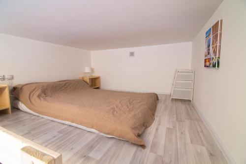 Liniya Apartments 3-46