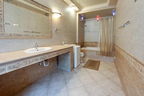 Hth24 Apartments On On Italiyanskaya 27