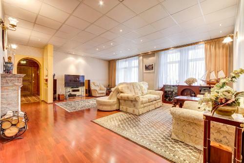 Apartment On Zanevskaya Ploshchad