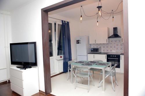 Apartment On Medikov 10