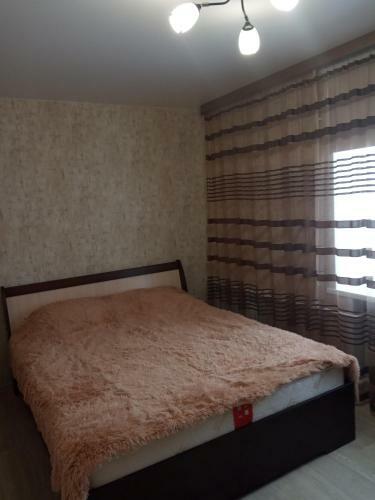 Apartamento ??????????? ?? Dzerzhinskogo, 6. 3-????????? ????????