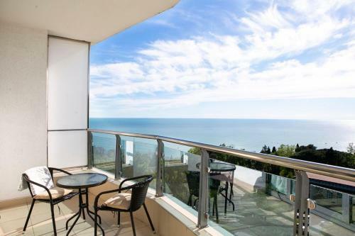 Ideal House Apart