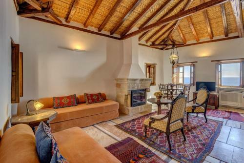 Malvasia Traditional Hotel