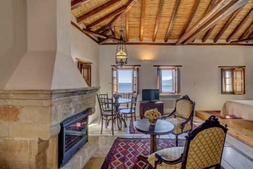 Malvasia Traditional Hotel