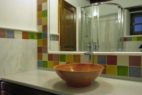 Malvasia Traditional Hotel