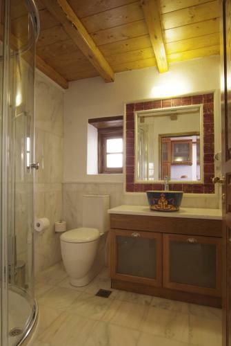 Malvasia Traditional Hotel